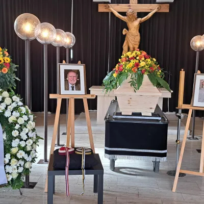 Aufbahrung Romantikfriedhof Maria Enzersdorf 19.10.2022