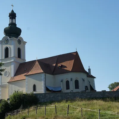Pfarrkirche von Zöbern by Wikipedia