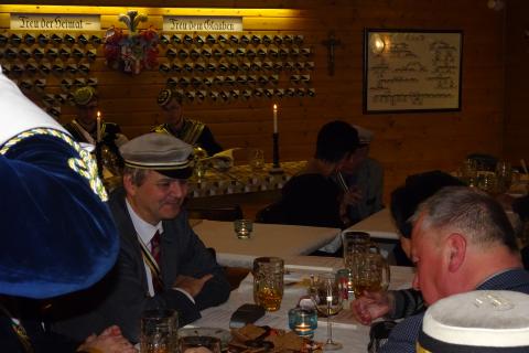 Kneipe auf Gral Wiens Bude